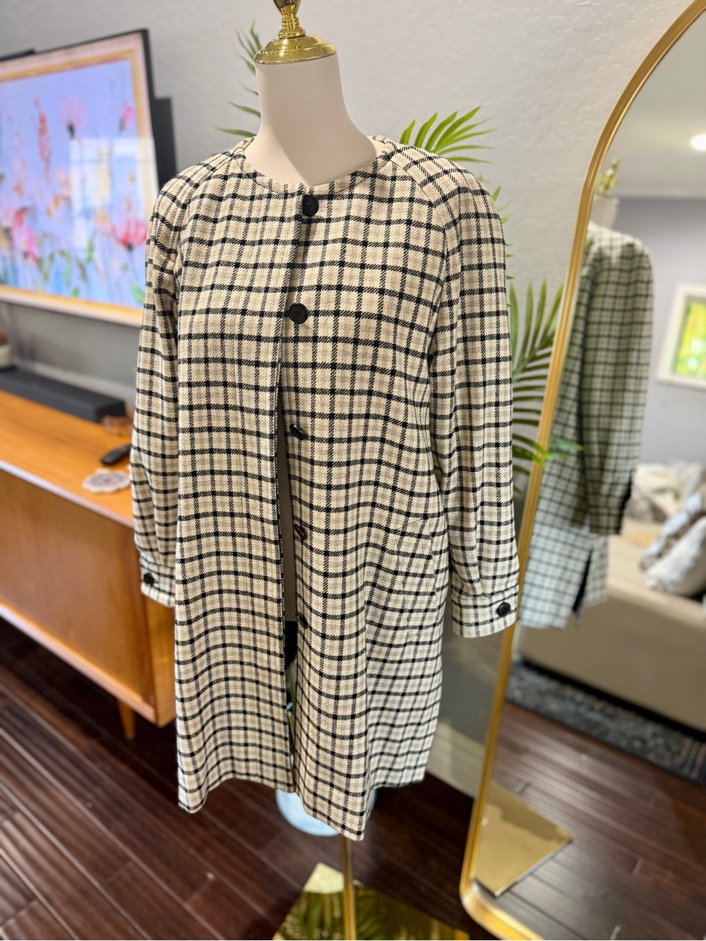 1970s Wool Neiman Marcus Coat Union Tag